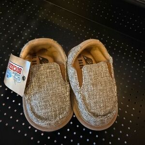 Tan and brown infant shoes “baby buckers”